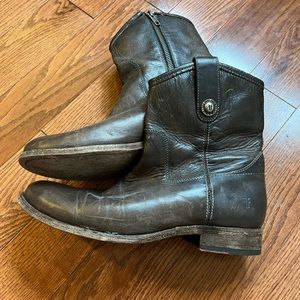 Frye leather ankle western boot